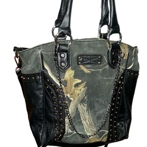 Black Camo Realtree Should/Crossbody Bag (Large)